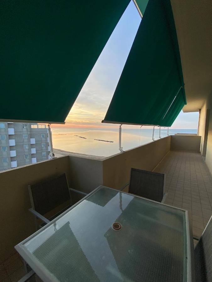 佩萨罗Tramonto In Baia公寓 外观 照片